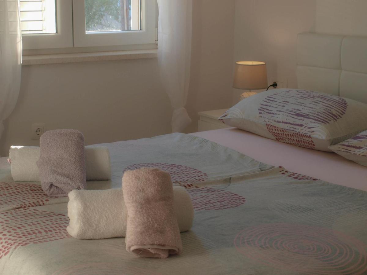 Apartmani Goga 2 몰라트 외부 사진